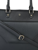 VersaCarry: The Essential 15 Inch Laptop Handbag for the Modern Woman