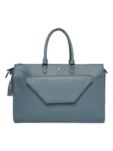 VersaCarry: The Essential 15 Inch Laptop Handbag for the Modern Woman